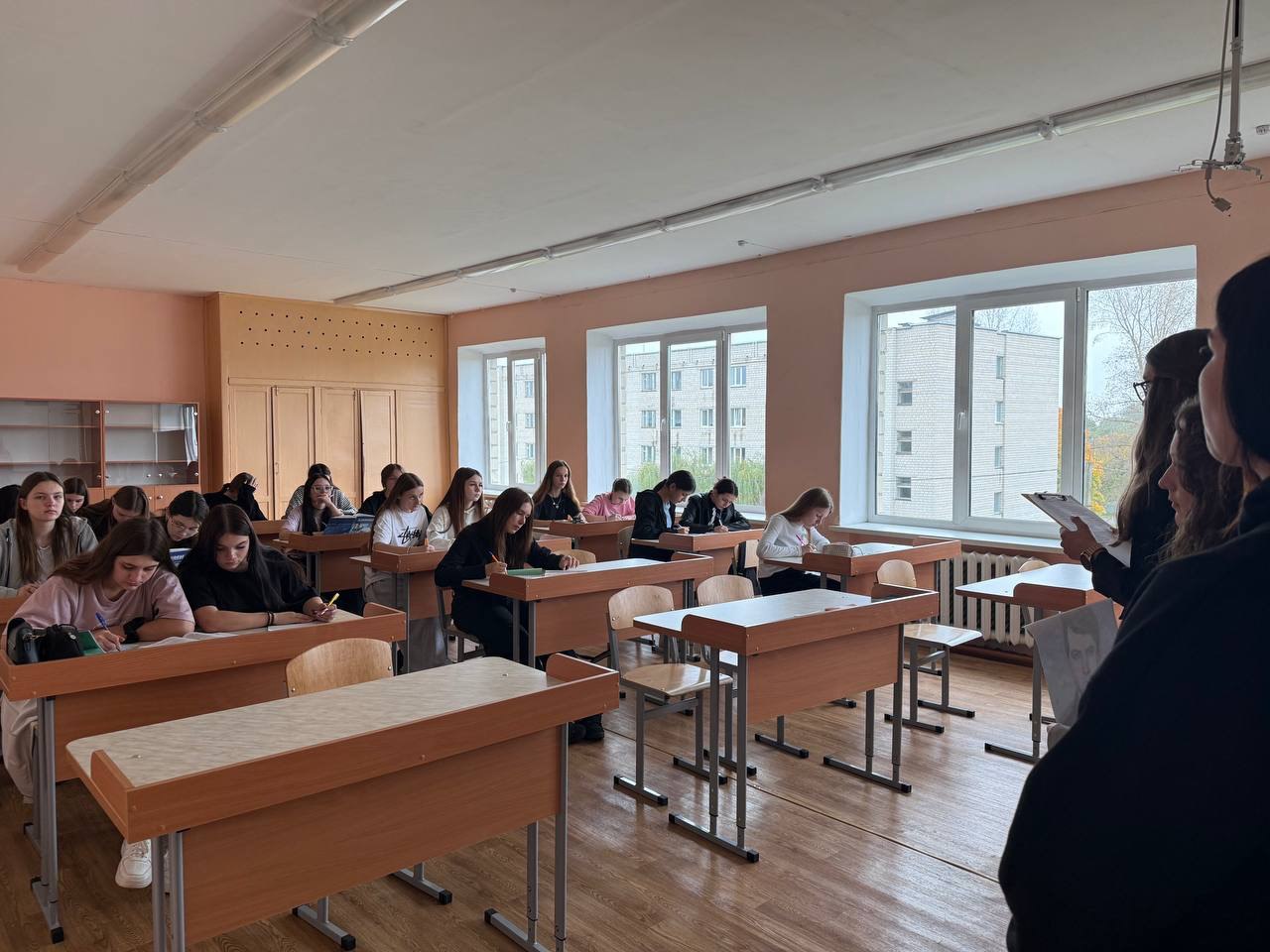 photo 2025 10 09 16 04 49